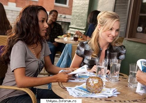 Dinner Girl - Si aici Sophie(blonda) si Bonny(bruneta) - ●Fan-Fic●