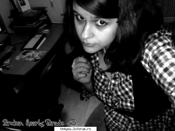kay  :nebun: 

asta e fct acum cateva ore :rusine: miss