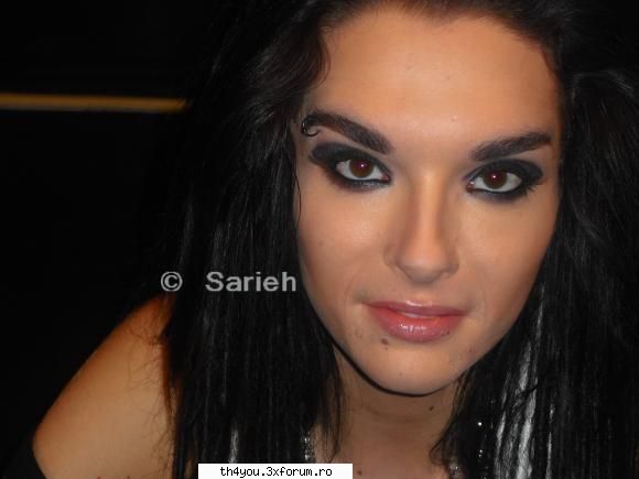 Poza prefereata cu Bill - La poza asta ma holbez eu cam toata ziua - ●BiLL KauLitZ●