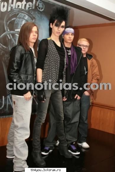 Poze - тσ��ι�ѕ.ℓιєвє.тσм - ●ToKio HotEl●