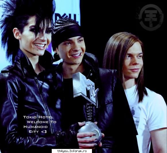 Poze - тσ��ι�ѕ.ℓιєвє.тσм - ●ToKio HotEl●