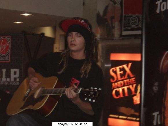 Poze - тσ��ι�ѕ.ℓιєвє.тσм - ●ToM KauLitZ●