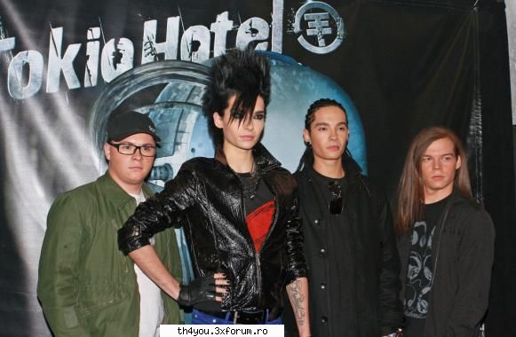 Poze - тσ��` ℓιєв` тσм - ●ToKio HotEl●