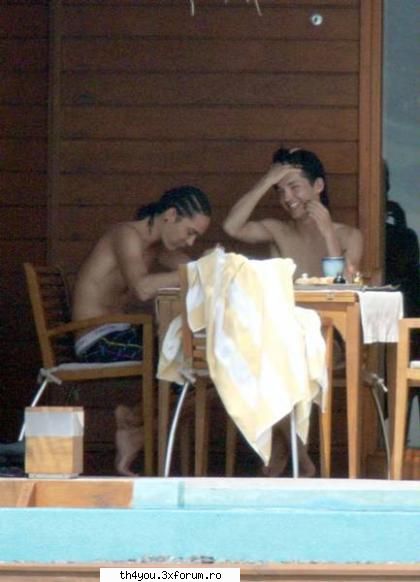 Tom and Bill in Maldive =p~ - Revenind la subiect,am si eu o poza.. Nu prea am - ●ToKio HotEl●